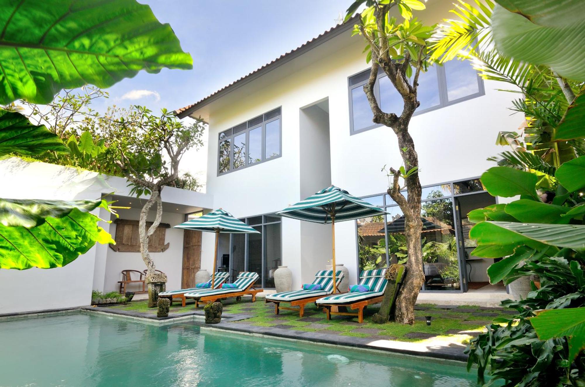 Room & Vespa 1 Seminyak Exteriör bild