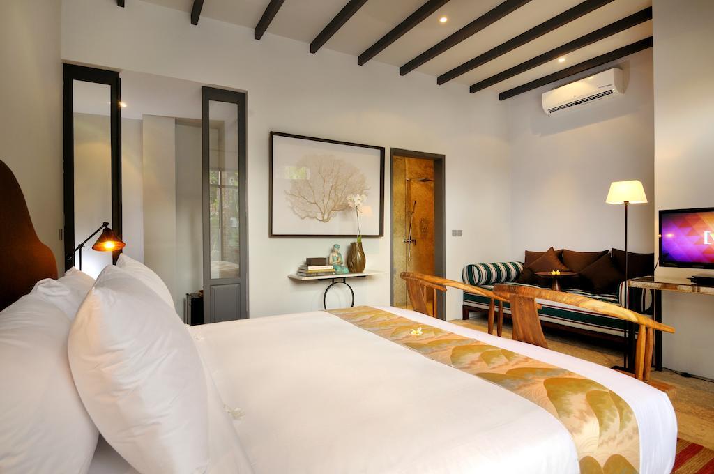Room & Vespa 1 Seminyak Rum bild